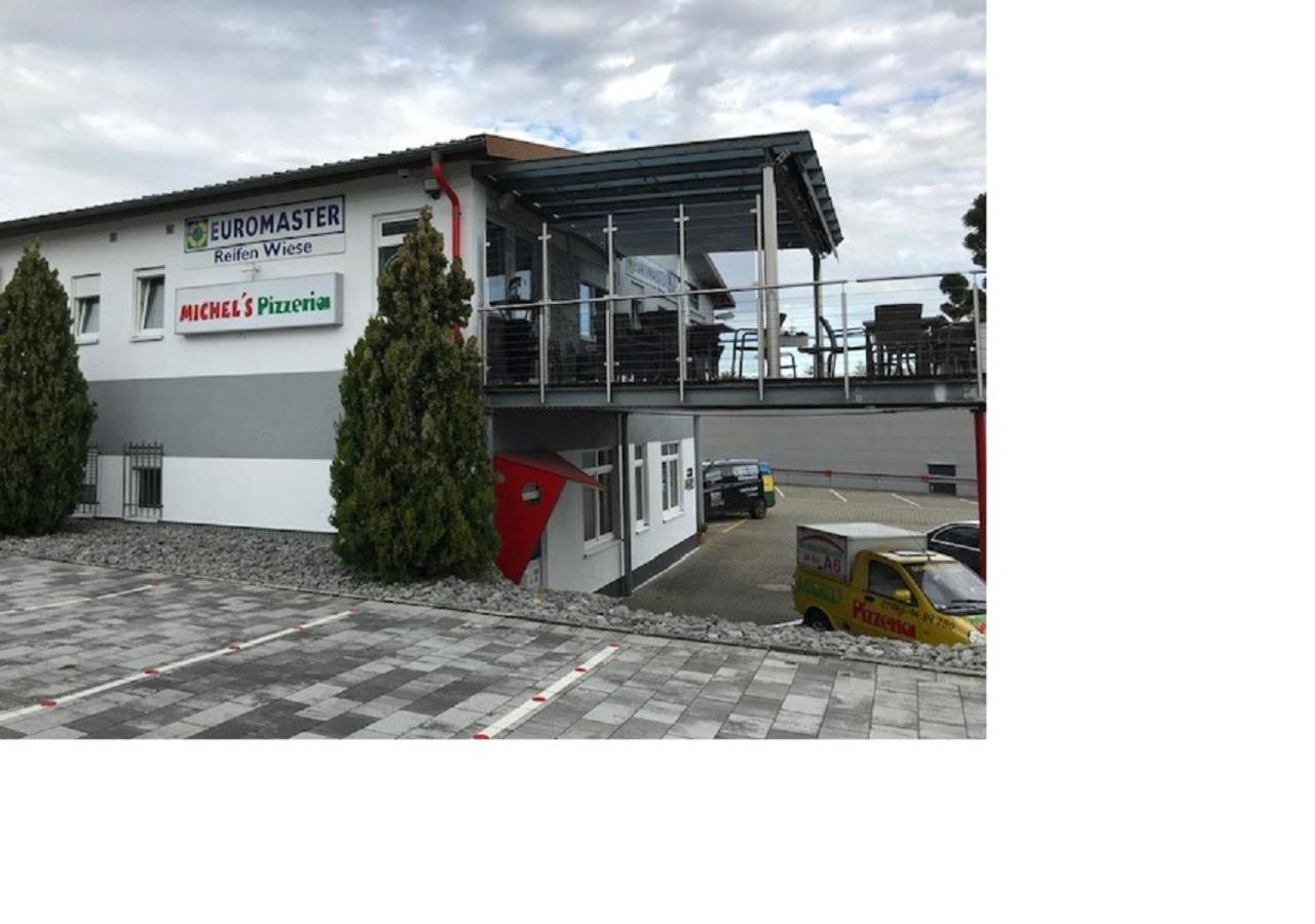 Hotel Hohenloher Tor Bretzfeld Exterior foto